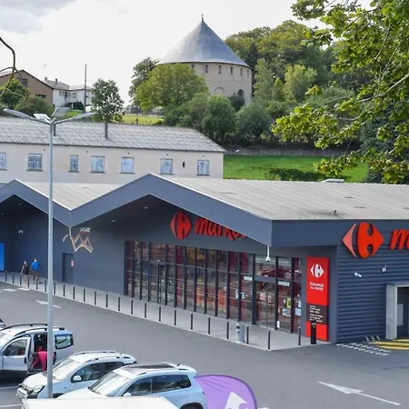 Дом отдыха Mas Jourdane En Languedoc *